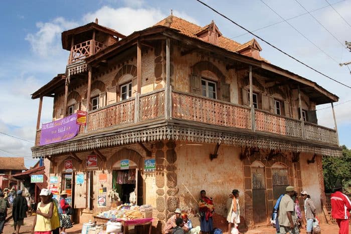 Ambavalao center